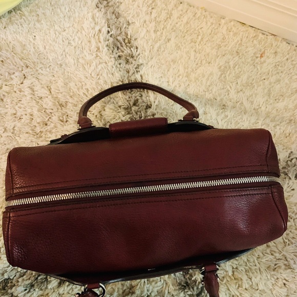 Salvatore Ferragamo Shoulder Bag Purse Maroon Luxury - Picture 8 of 12